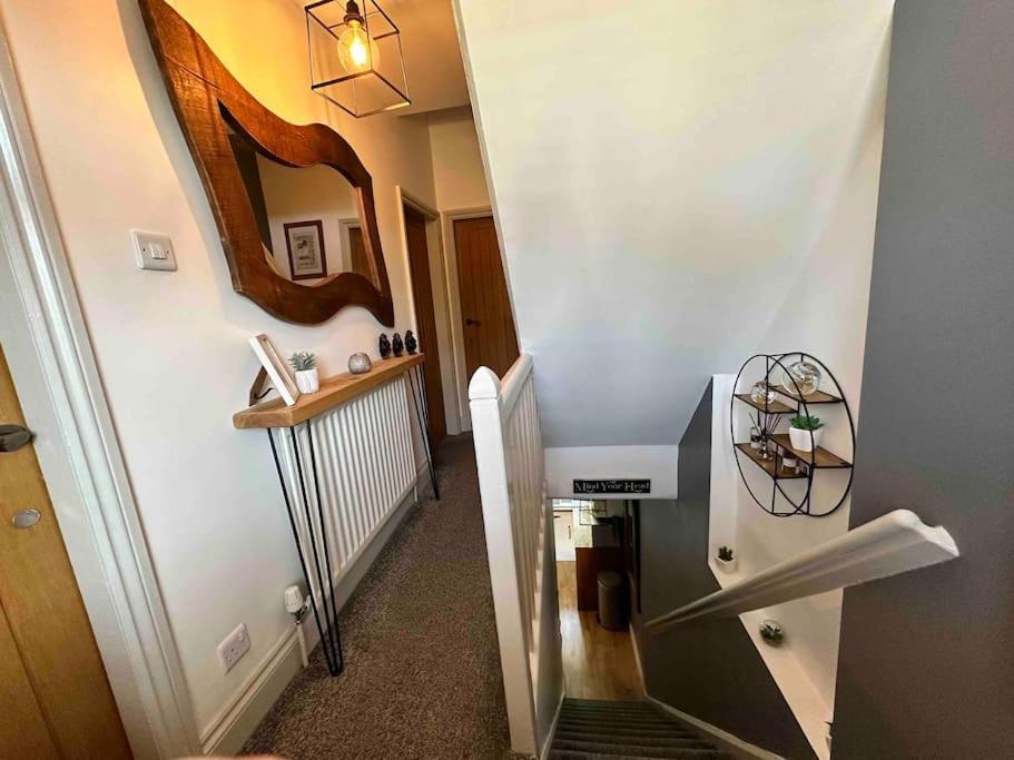 Gaia Villa Lichfield Bagian luar foto