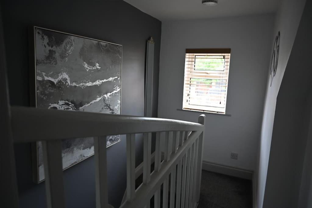 Gaia Villa Lichfield Bagian luar foto